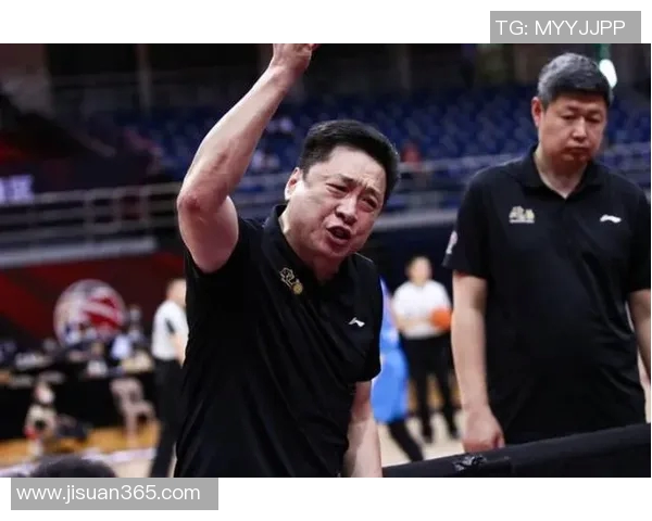 CBA山西队与同曦队激烈对决全程回顾精彩瞬间与赛场亮点分析